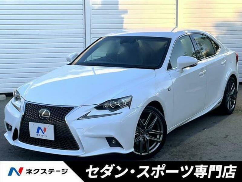 LEXUS IS