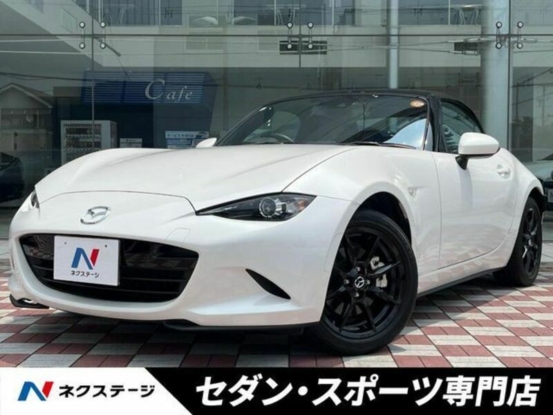 ROADSTER-0