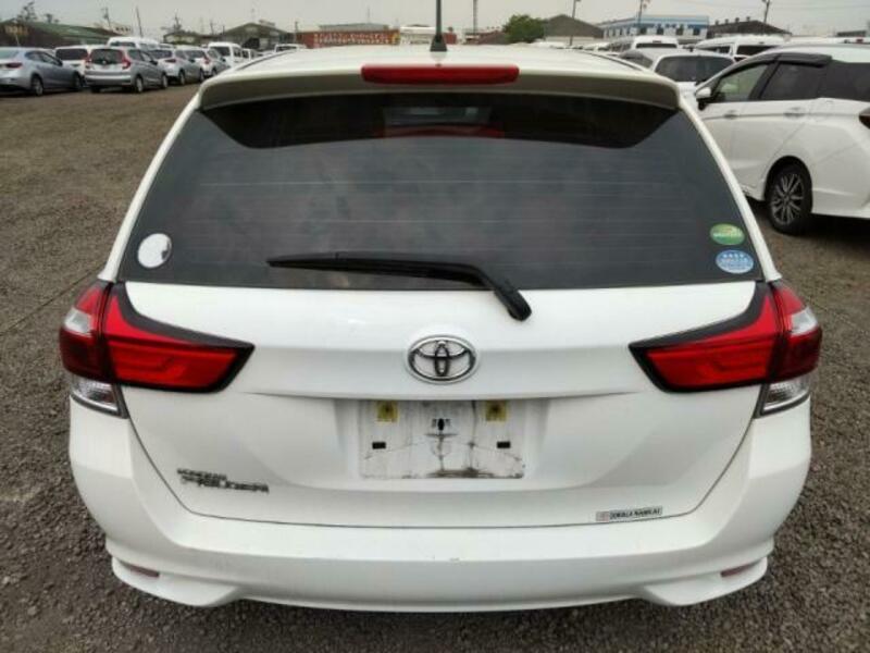 COROLLA FIELDER