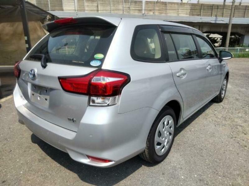 COROLLA FIELDER