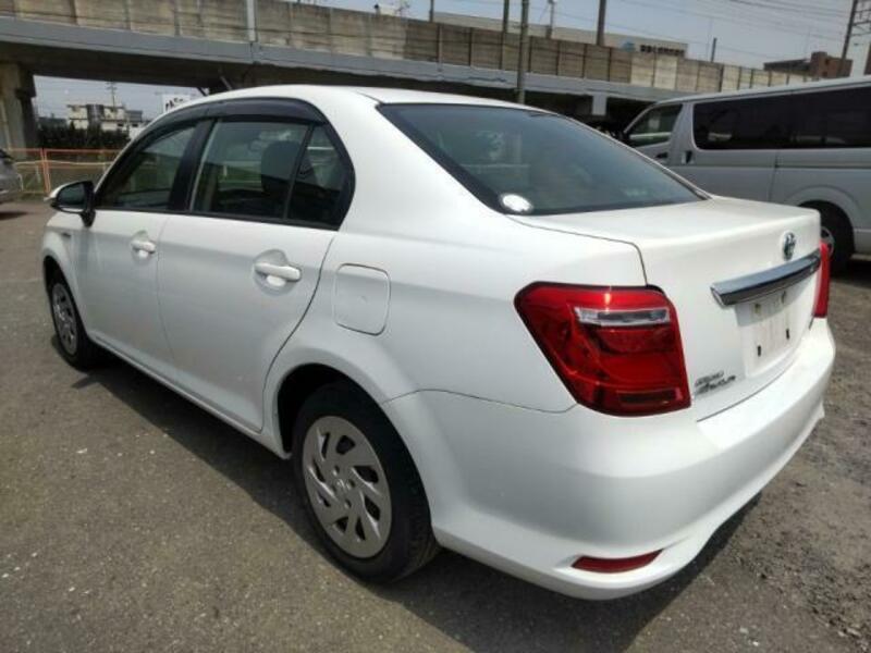 COROLLA AXIO
