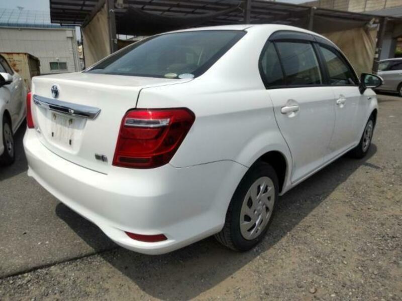 COROLLA AXIO