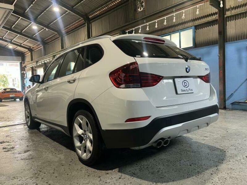 X1