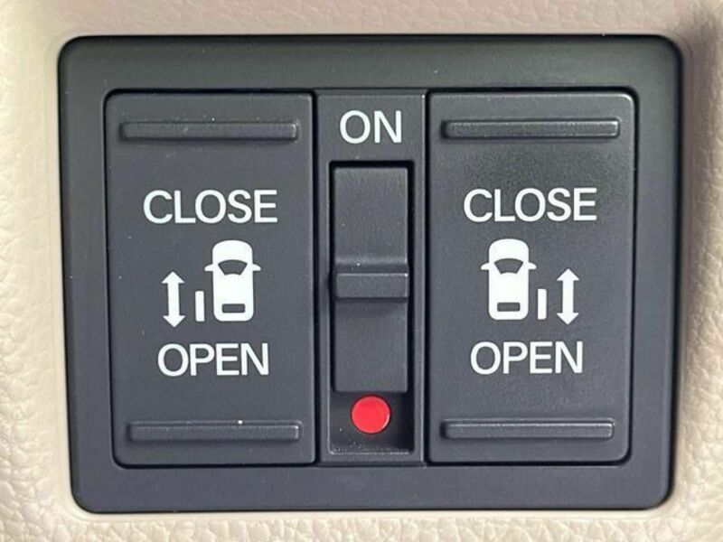 N BOX
