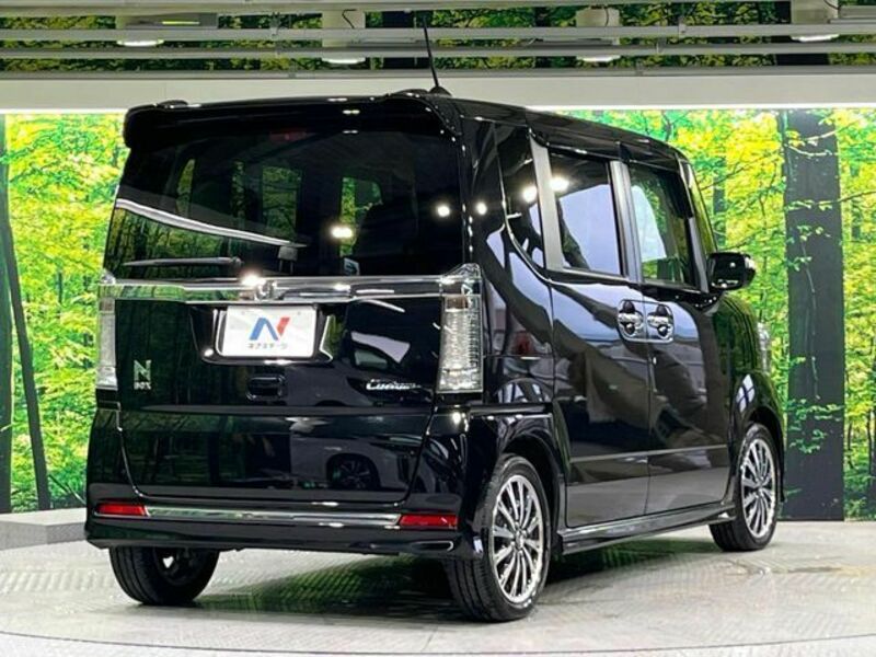 N BOX CUSTOM