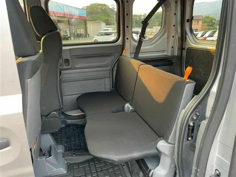 N-VAN