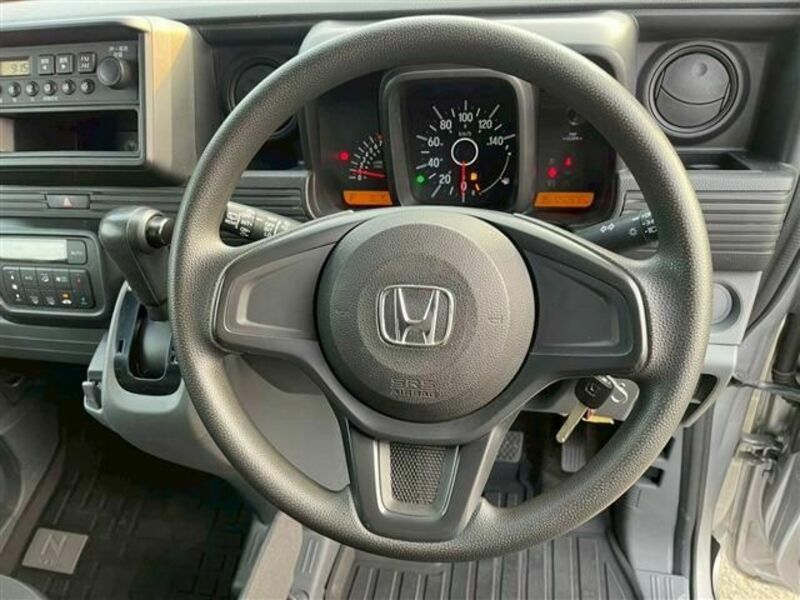 N-VAN