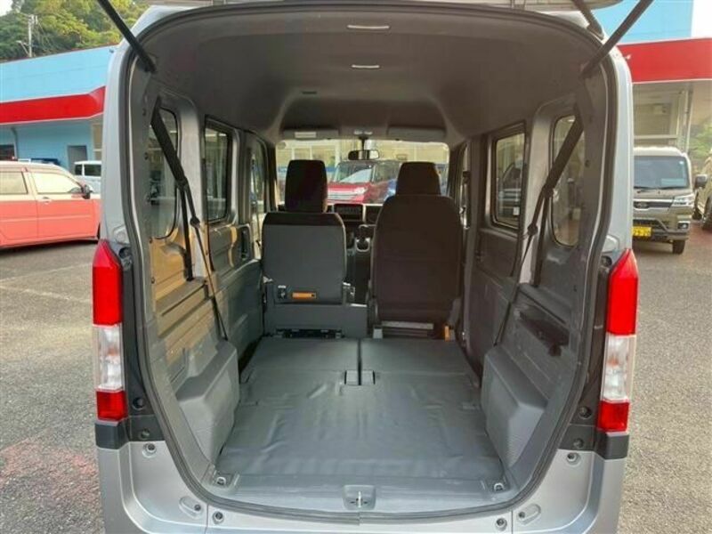 N-VAN