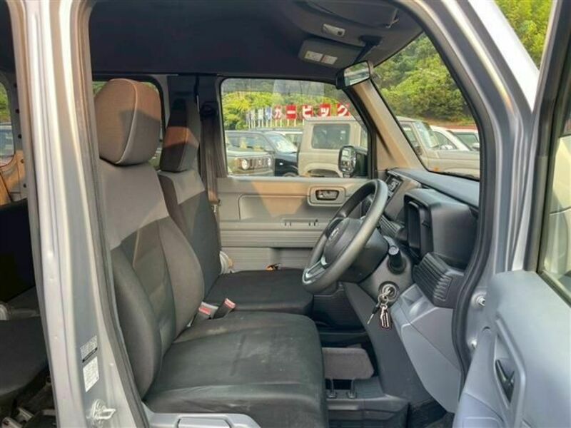 N-VAN