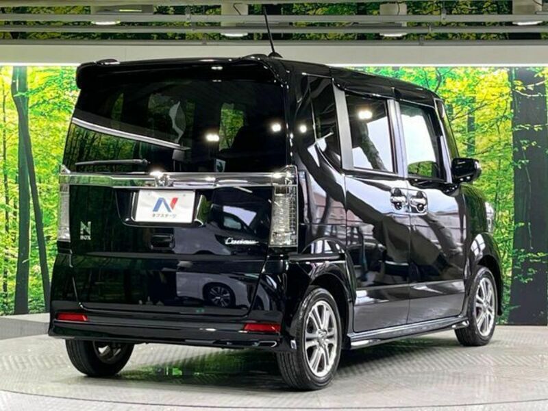 N BOX CUSTOM