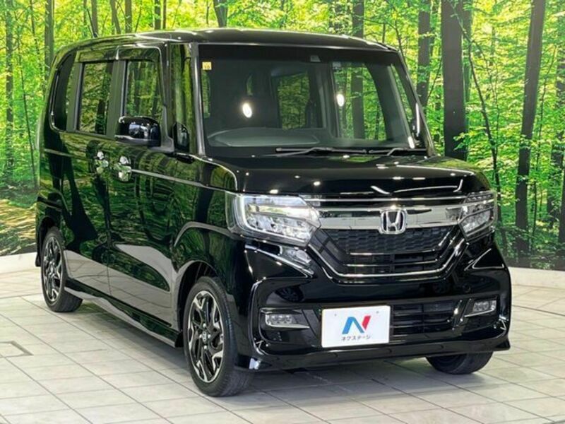 N BOX CUSTOM