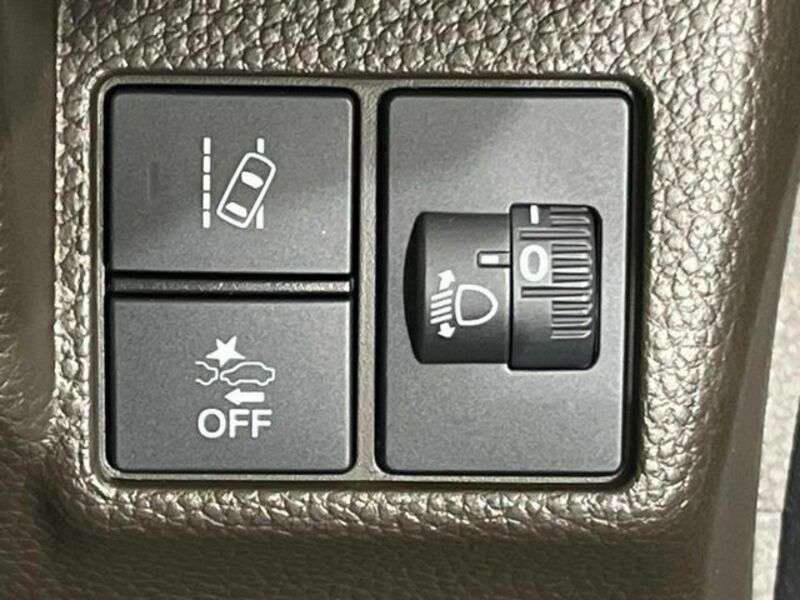 N BOX
