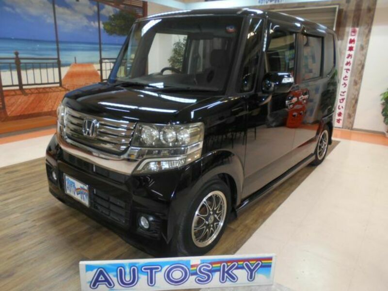 HONDA N BOX CUSTOM