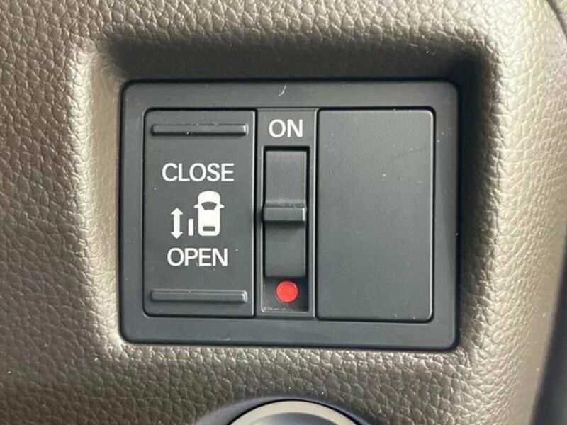 N BOX