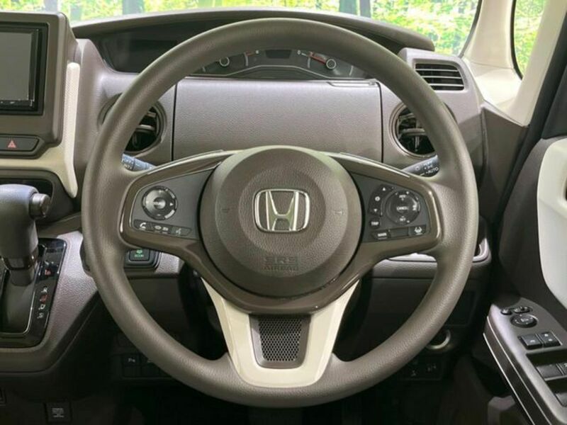 N BOX