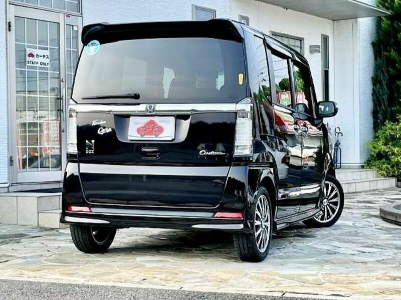 N BOX CUSTOM