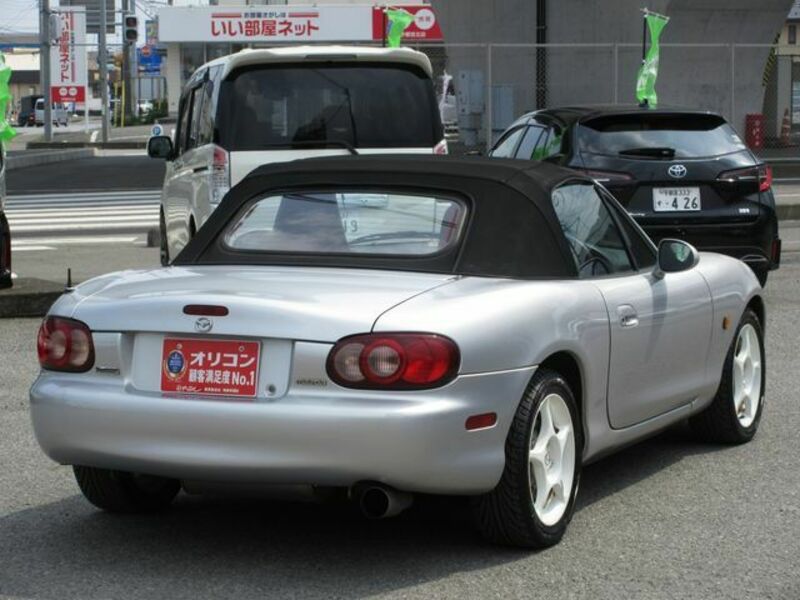 ROADSTER