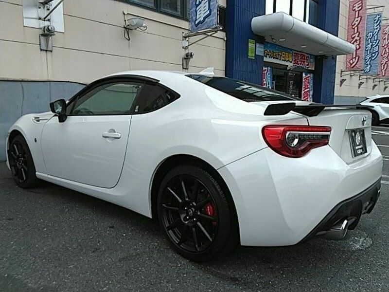 86
