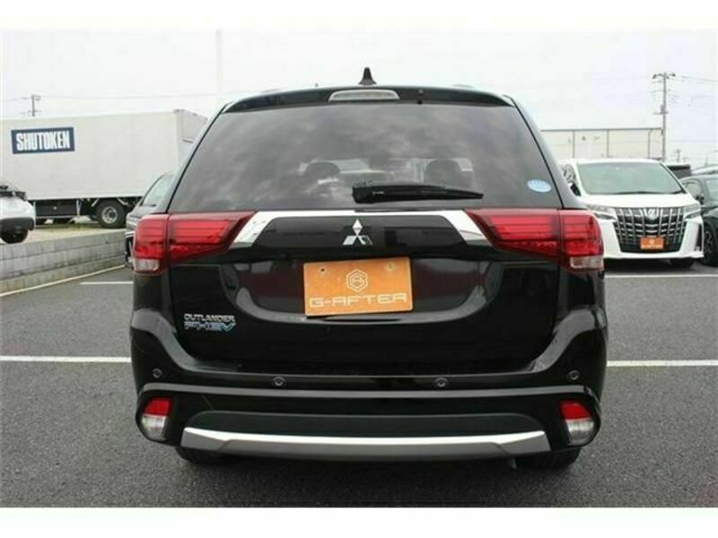 OUTLANDER PHEV