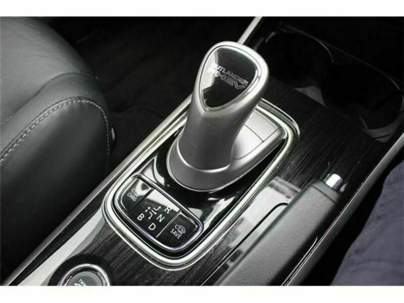 OUTLANDER PHEV