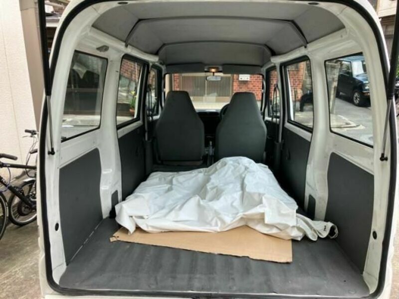 MINICAB VAN
