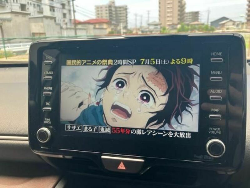 YARIS CROSS