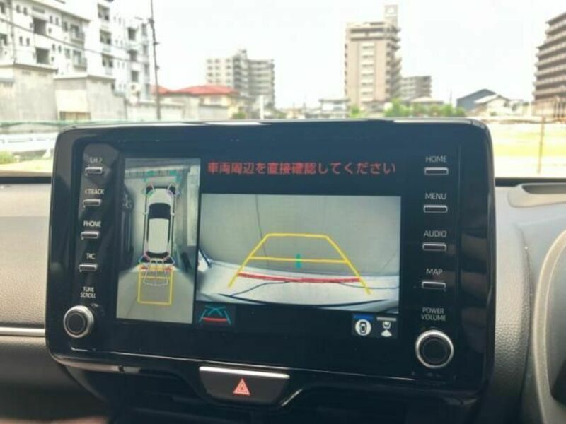 YARIS CROSS