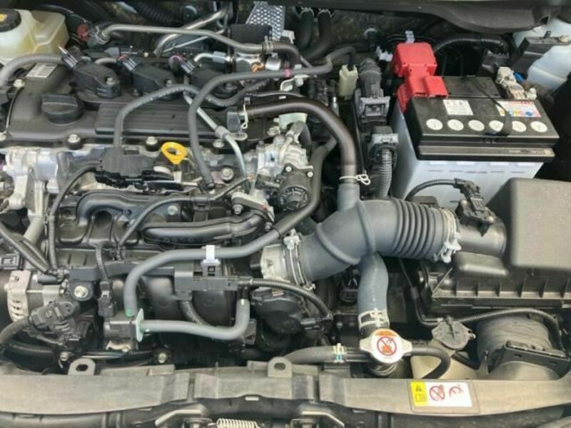 YARIS CROSS