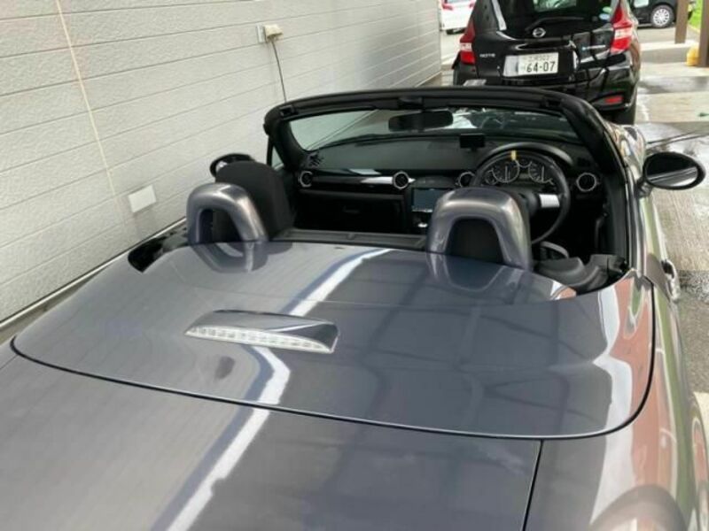 ROADSTER