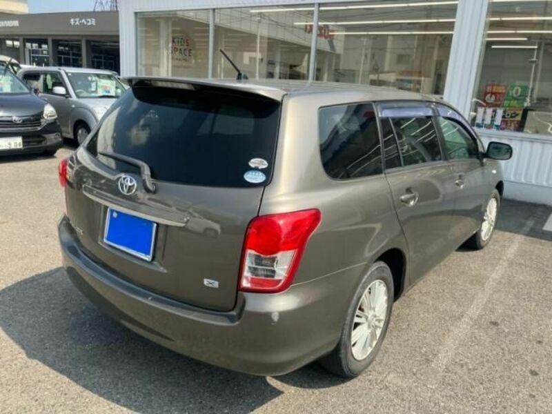 COROLLA FIELDER