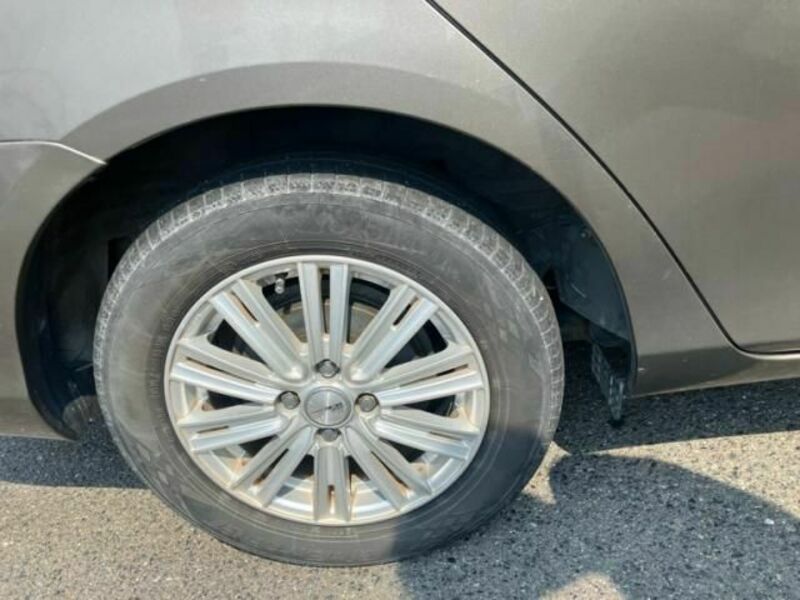 COROLLA FIELDER