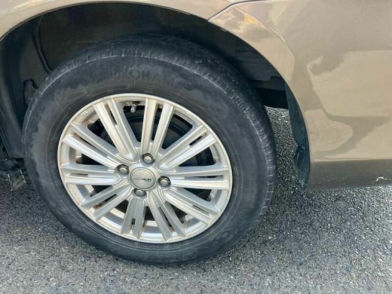 COROLLA FIELDER