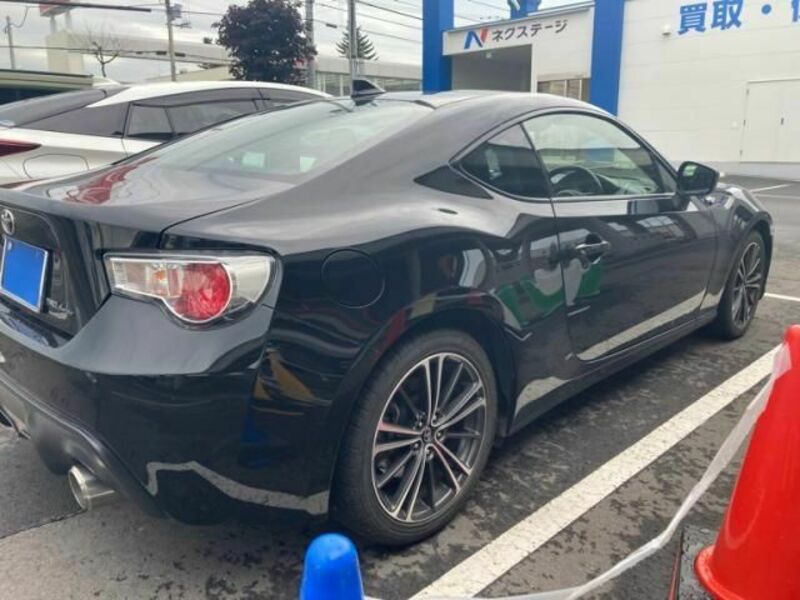 86
