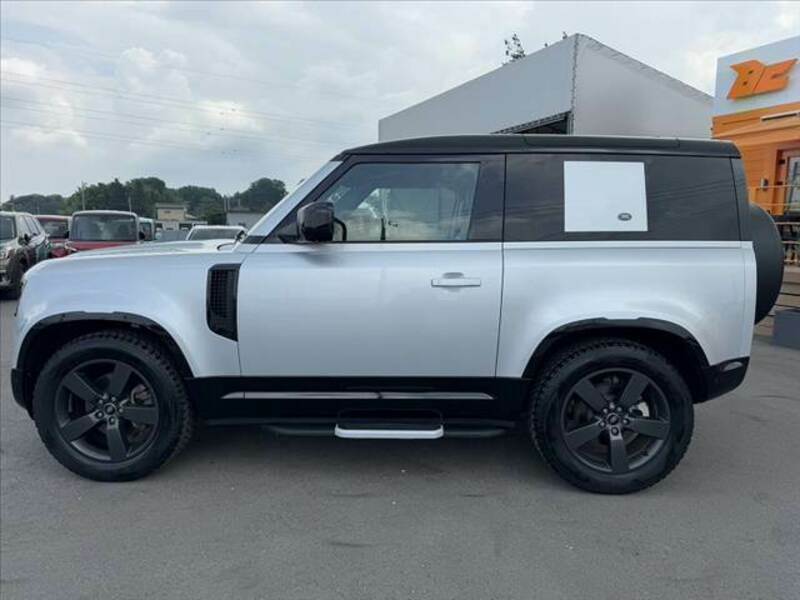 DEFENDER