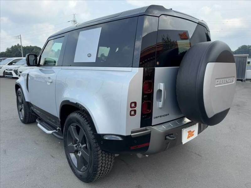 DEFENDER