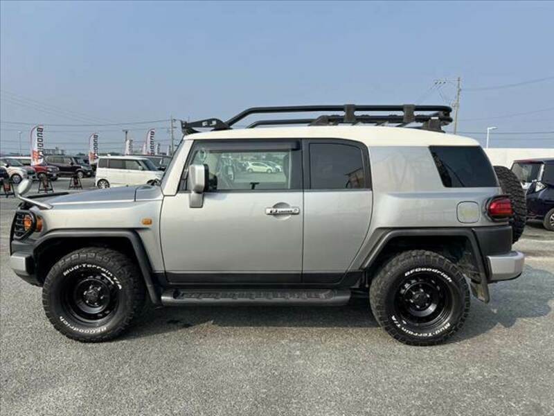 FJ CRUISER