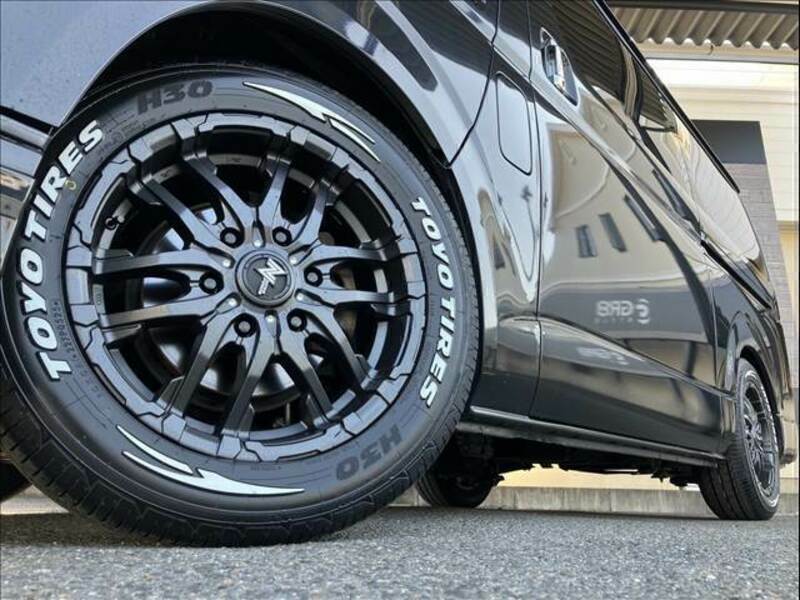 HIACE VAN