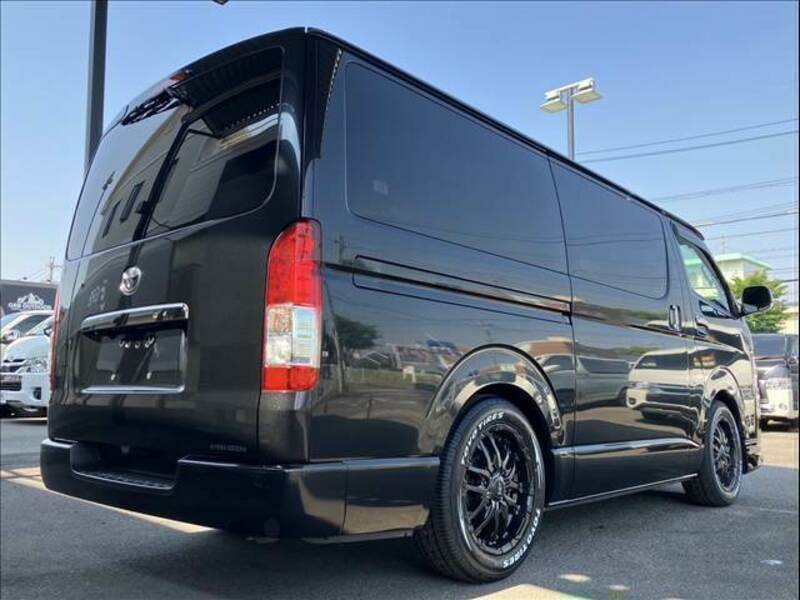 HIACE VAN
