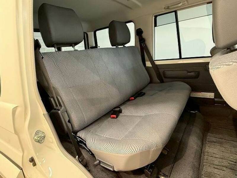 LAND CRUISER