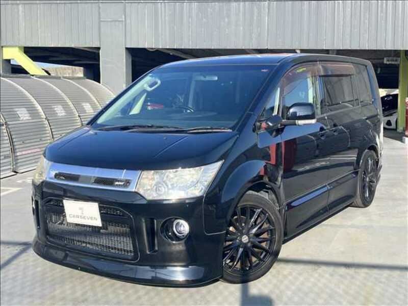 MITSUBISHI DELICA