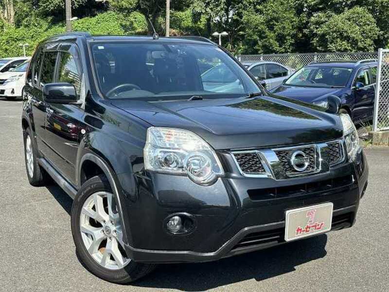 X-TRAIL-0