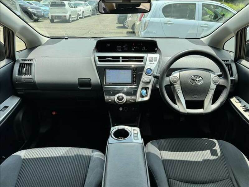 PRIUS ALPHA