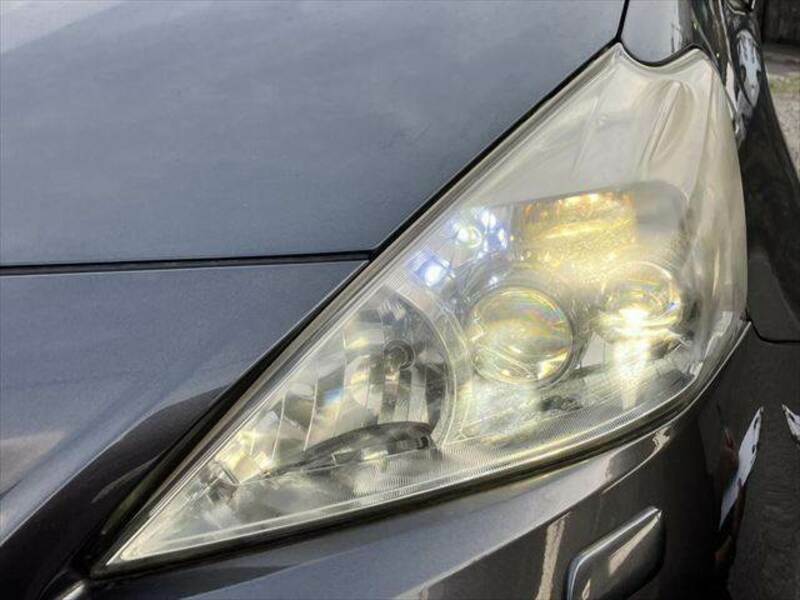 PRIUS ALPHA