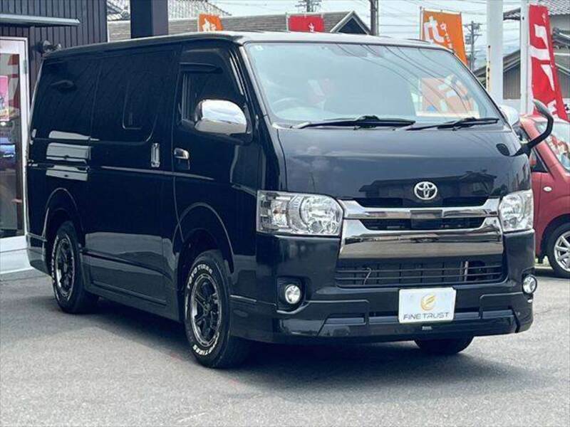 HIACE VAN