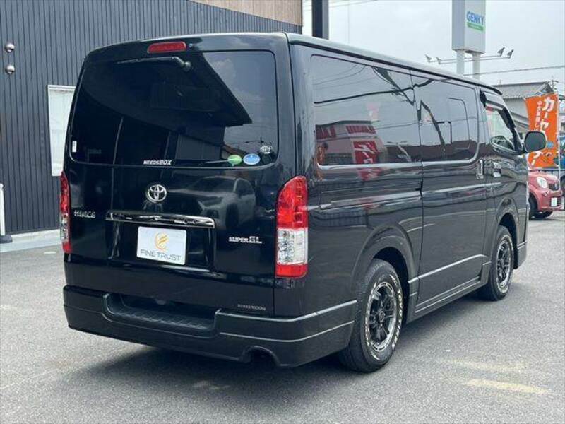 HIACE VAN