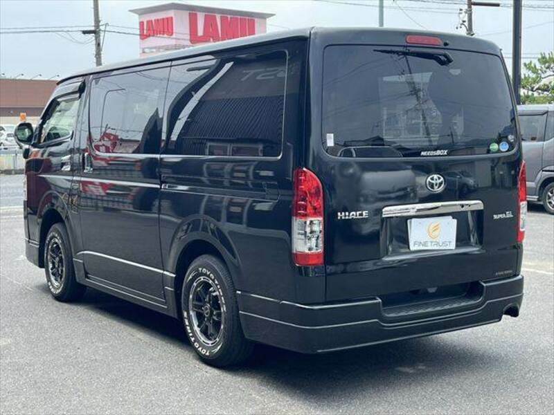 HIACE VAN