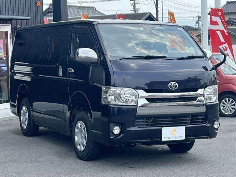HIACE VAN