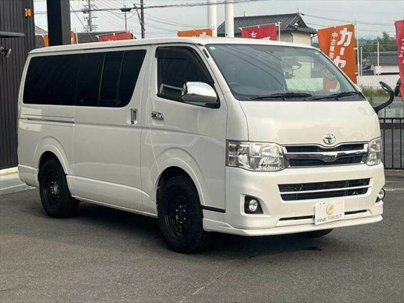 HIACE VAN