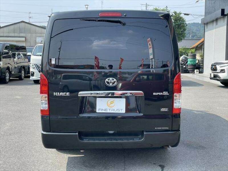 HIACE VAN
