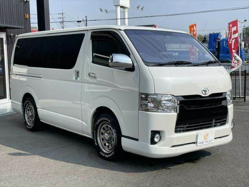 HIACE VAN